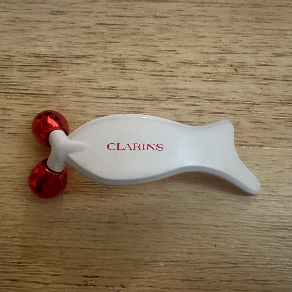 Clarins Face Roller